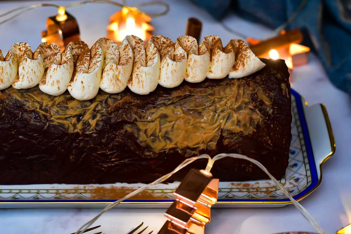 Bûche "comme un chocolat chaud", chocolat & cannelle