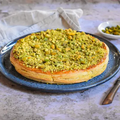 100% 피스타치오 왕의 케이크