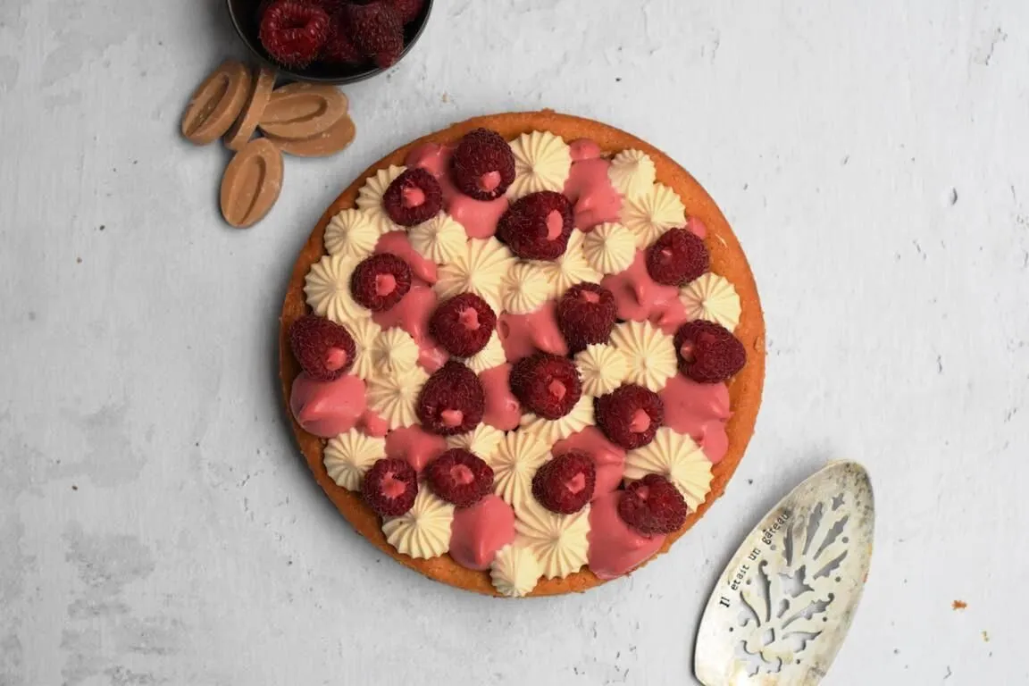 Tarte sablé breton, amande & framboise