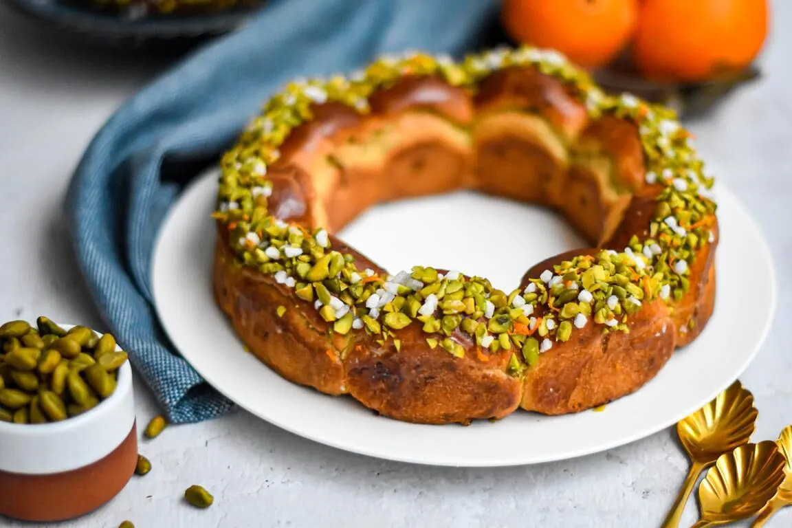 Brioche des rois pistache & fleur d'oranger