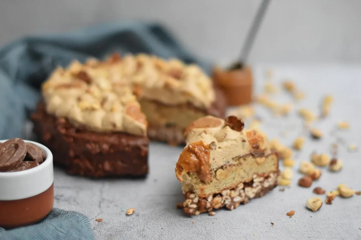 Gâteau croustillant à la noisette