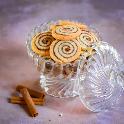 Part de Sablés cannelle façon cinnamon rolls