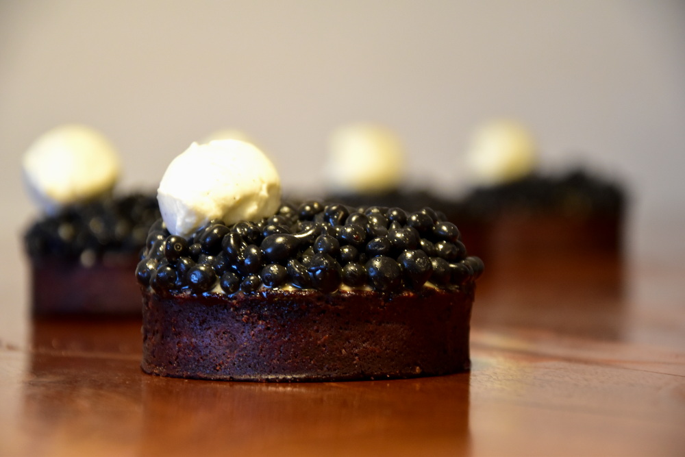 Tarte au caviar de chocolat (Dominique Ansel)