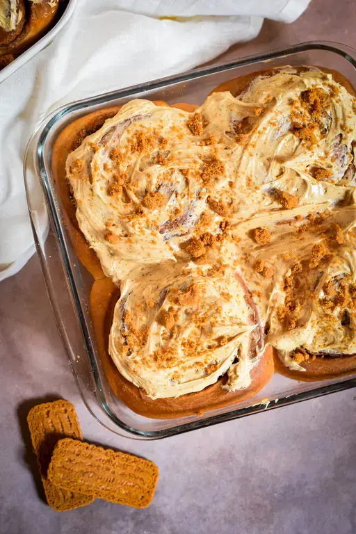 Cinnamon rolls speculos 6