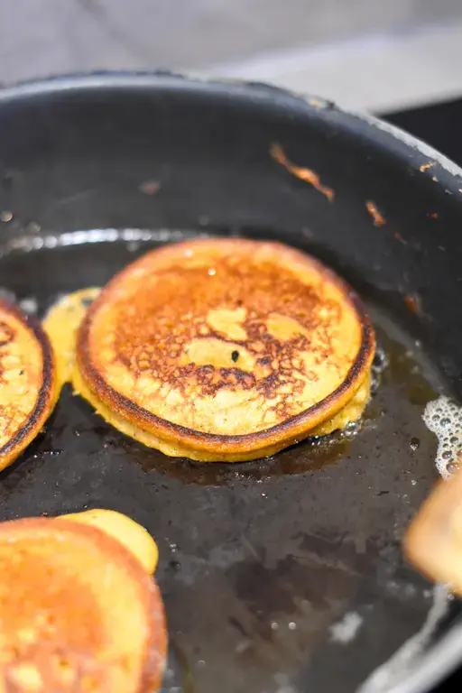 Pumpkin cinnamon pancakes 7