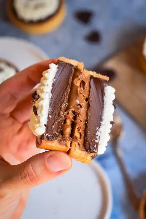 Tartelette chocolat praline chantilly 15