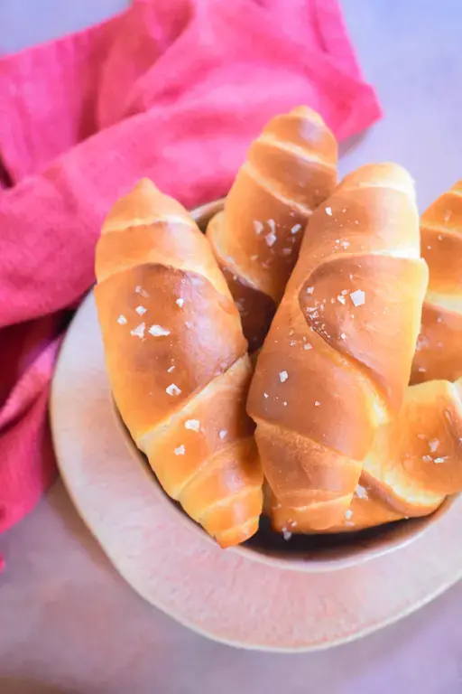 Salt bread 11